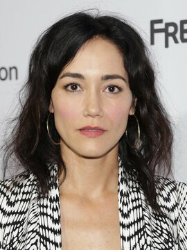 Sandrine Holt